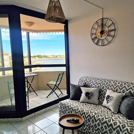 Cozy Au Bord De L'eau Apartamento *