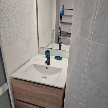 Cozy Au Bord De L'eau Apartamento