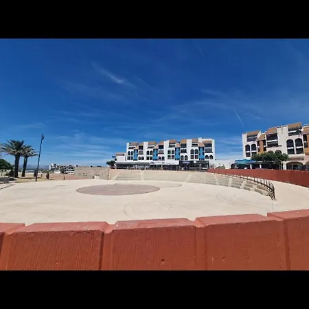 Cozy Au Bord De L'eau Apartamento *